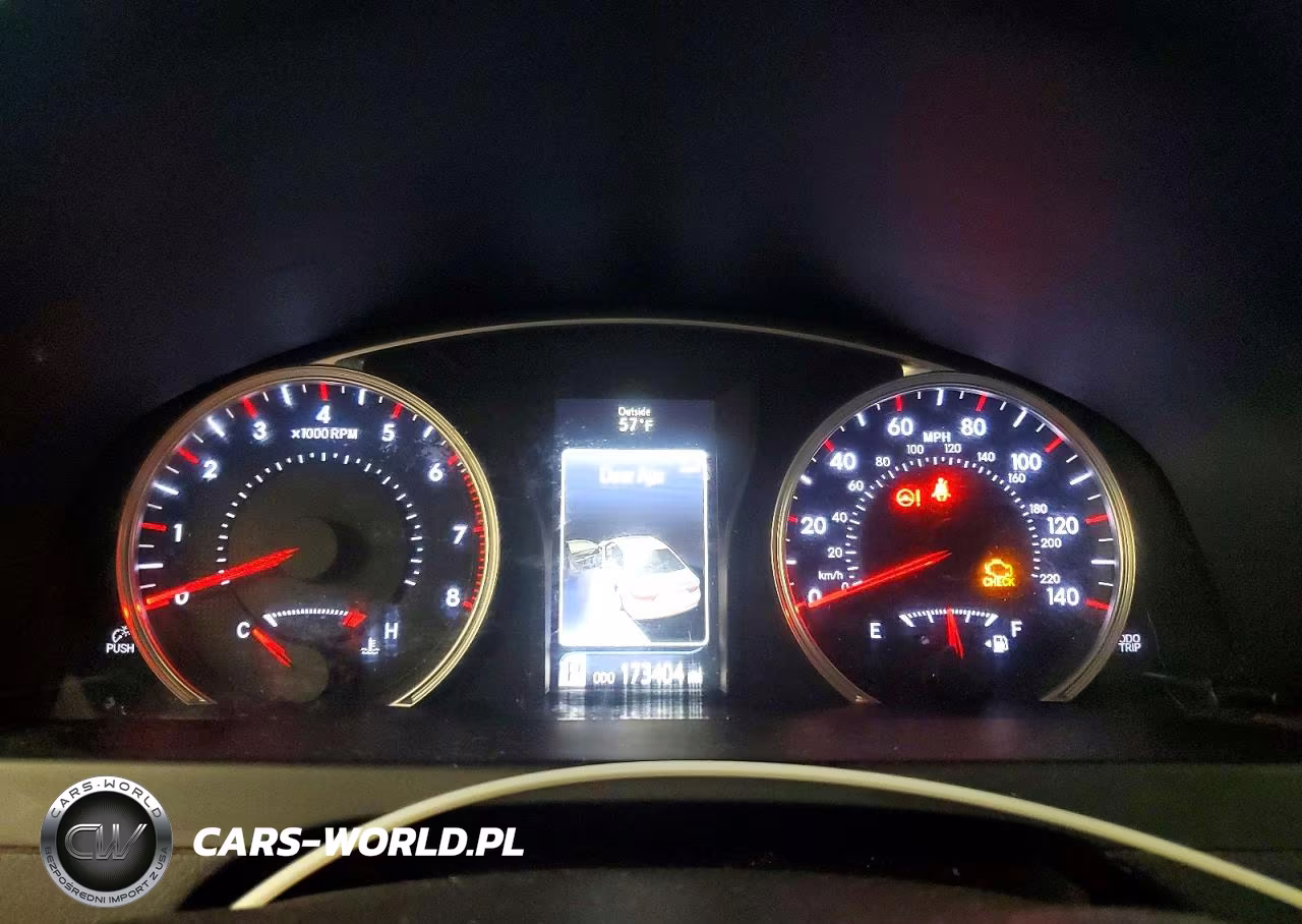 2016 Toyota Camry Se VIN:4T1BF1FK2GU236234 - 9
