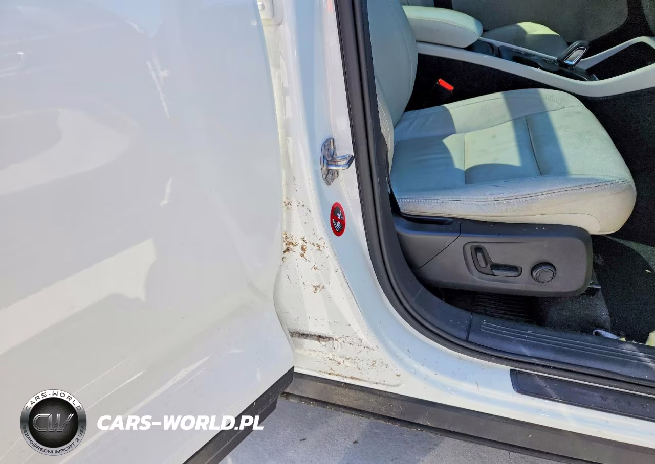 2019 Volvo Xc40 T5 Momentum VIN:YV4162XZ8K2014946 - 12
