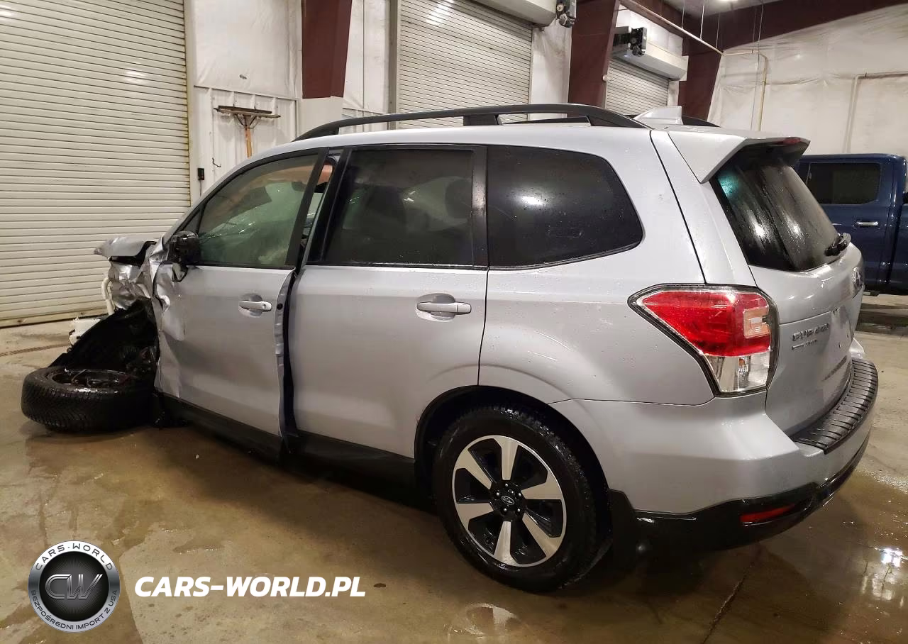 2017 Subaru Forester 2.5I Premium VIN:JF2SJAGC0HH570977 - 2