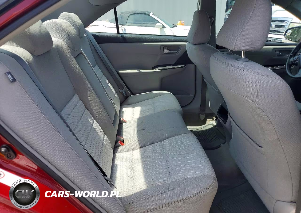 2016 Toyota Camry Le VIN:4T1BF1FKXGU519352 - 10
