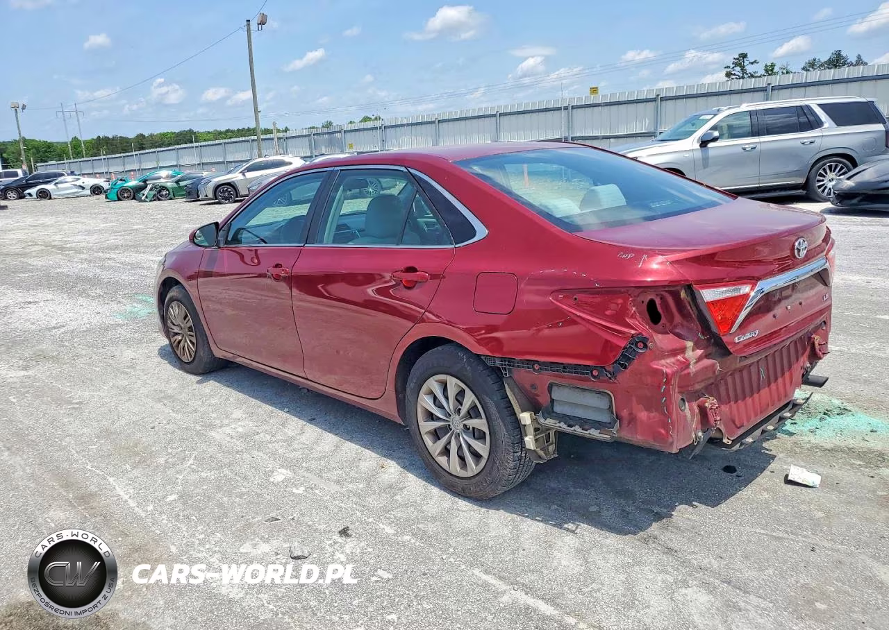 2016 Toyota Camry Le VIN:4T1BF1FKXGU519352 - 2