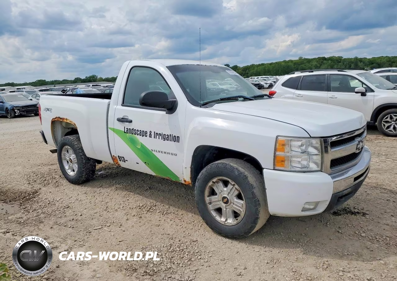 2013 Chevrolet Silverado K1500 VIN:1GCNKPEA1DZ151926 - 4