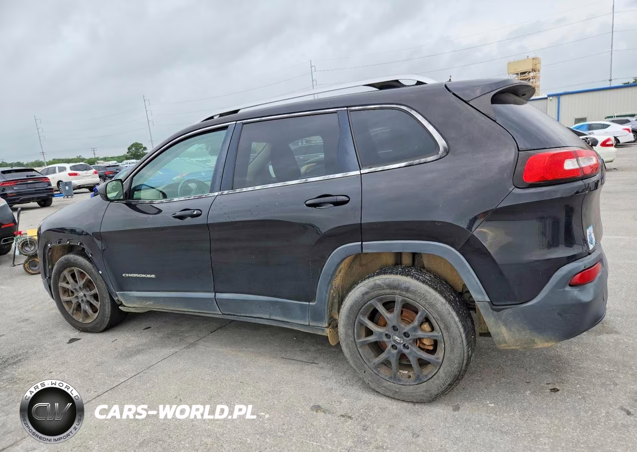 2017 Jeep Cherokee Latitude VIN:1C4PJLCB4HW574068 - 2