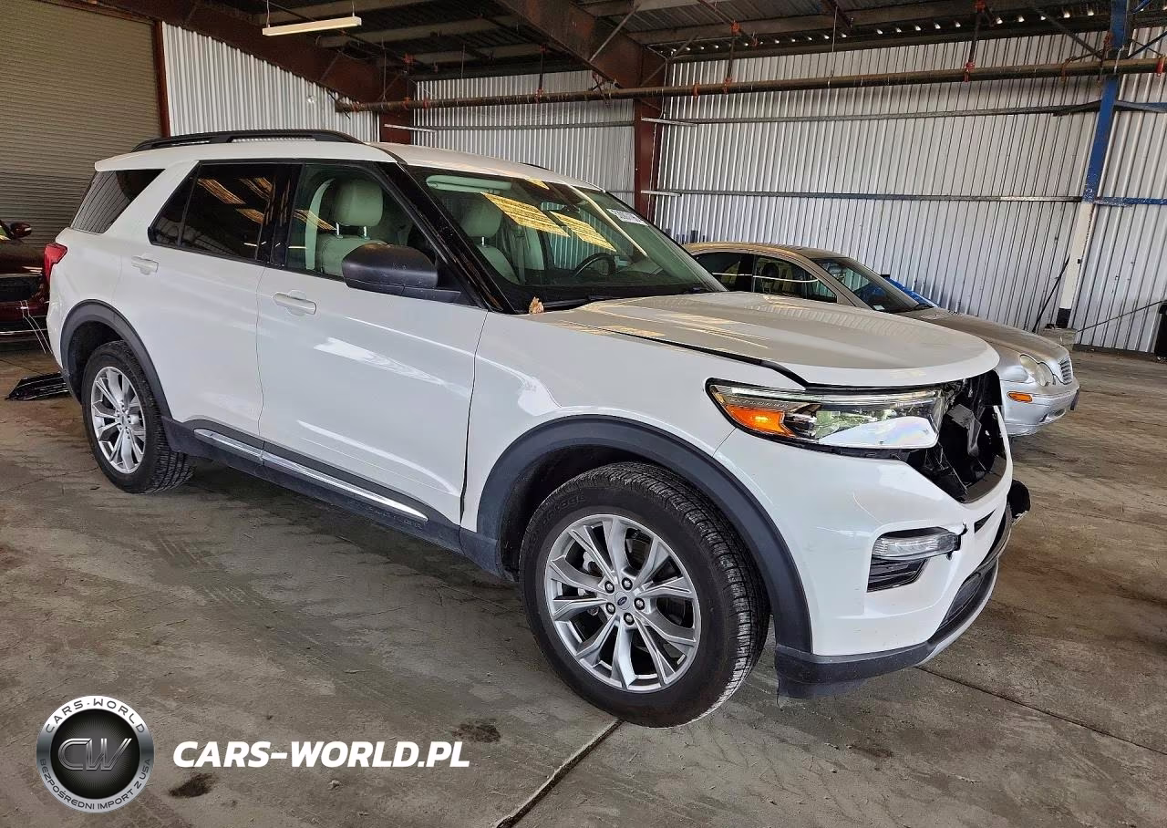 2020 Ford Explorer Xlt VIN:1FMSK8DHXLGA63423 - 4