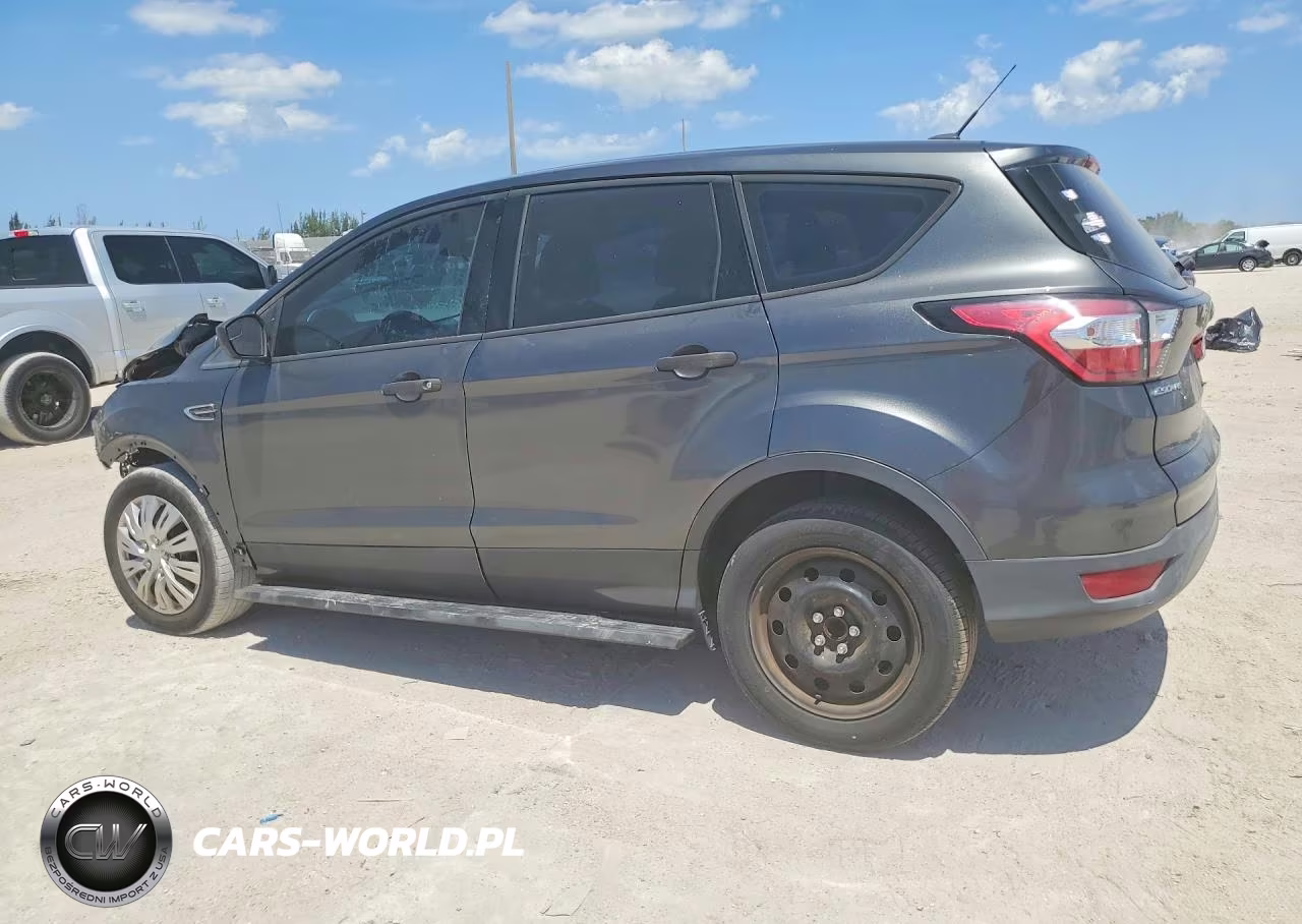2017 Ford Escape S VIN:1FMCU0F77HUE25611 - 2