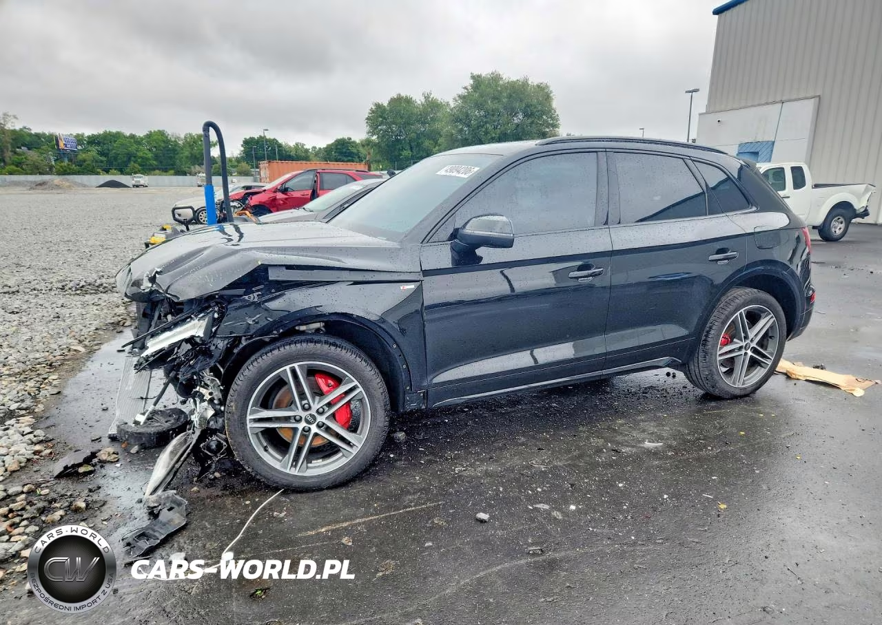2025 Audi Q5 E Premium Plus 55 – zdjęcie 1 z 14