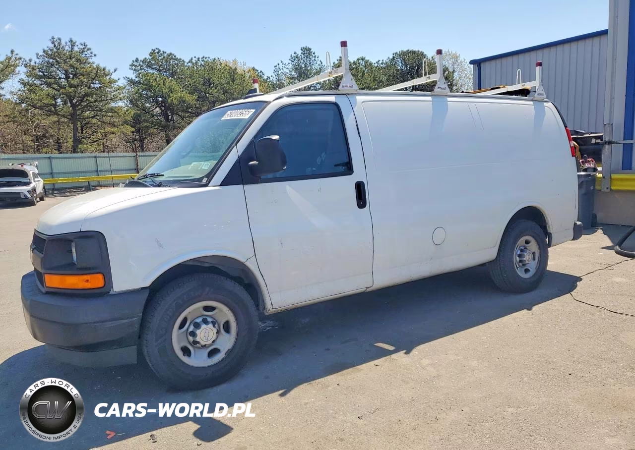 2017 Chevrolet Express G2500