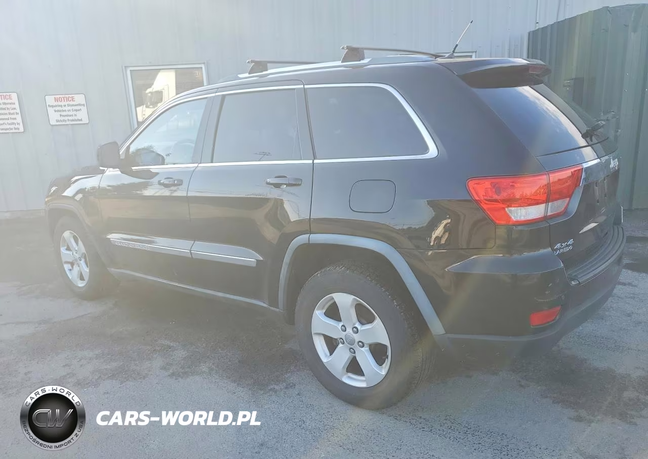 2011 Jeep Grand Cherokee Laredo VIN:1J4RR4GG2BC657630 - 2