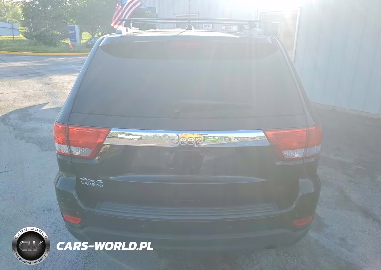 2011 Jeep Grand Cherokee Laredo VIN:1J4RR4GG2BC657630 - 6