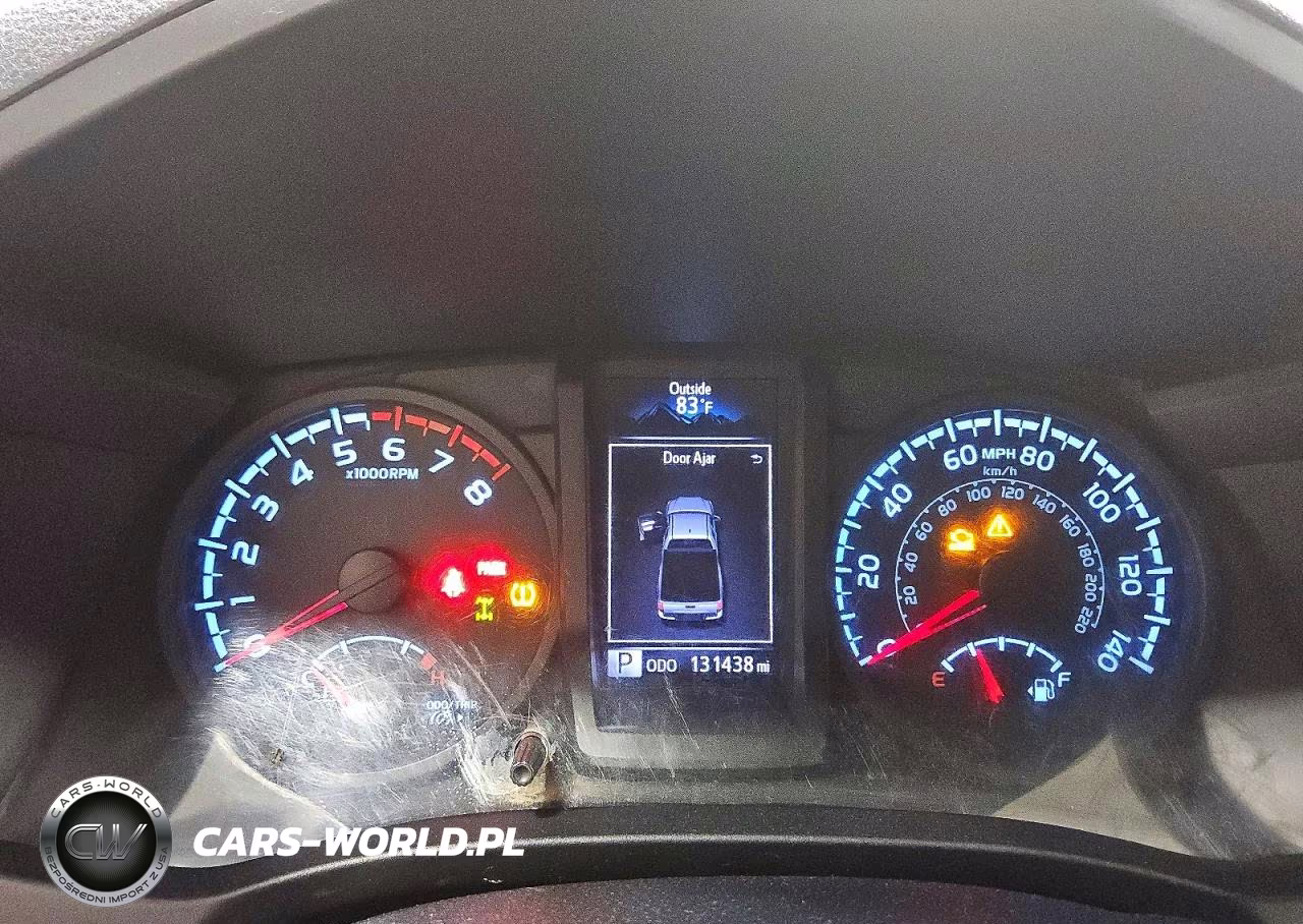 2018 Toyota Tacoma Sr VIN:5TFSX5EN7JX058203 - 11