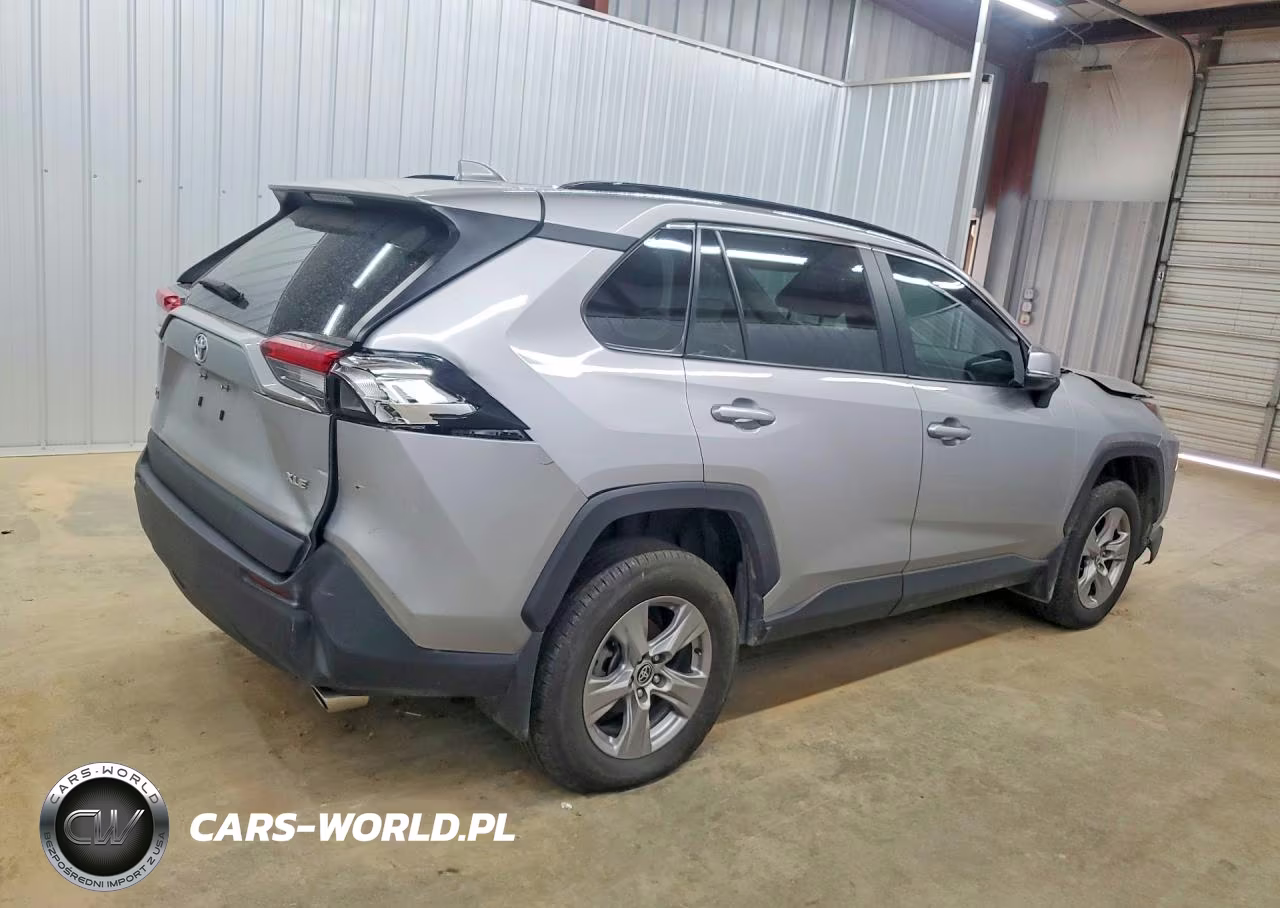 2024 Toyota Rav4 Xle VIN:2T3W1RFV6RC293735 - 3