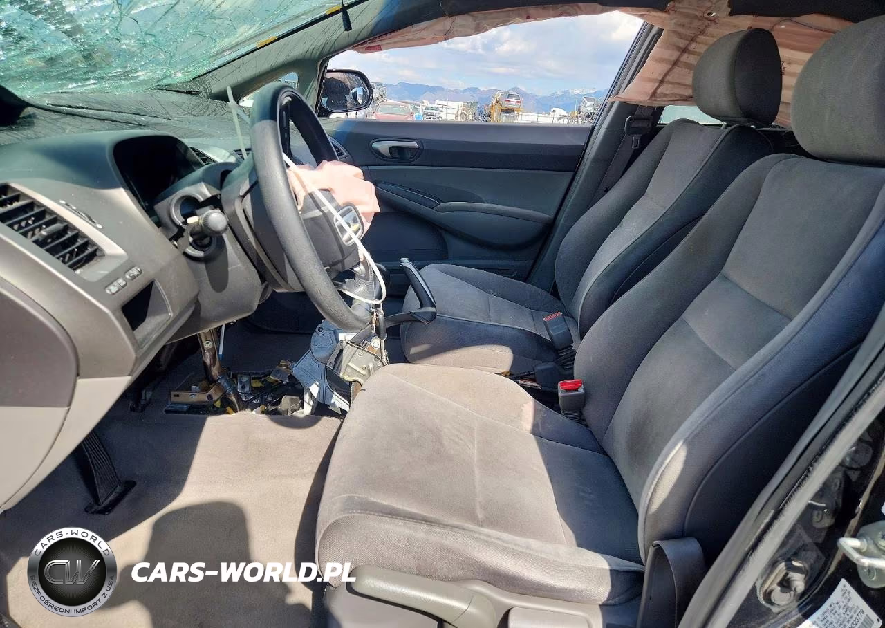 2008 Honda Civic Lx VIN:2HGFA16528H323779 - 7