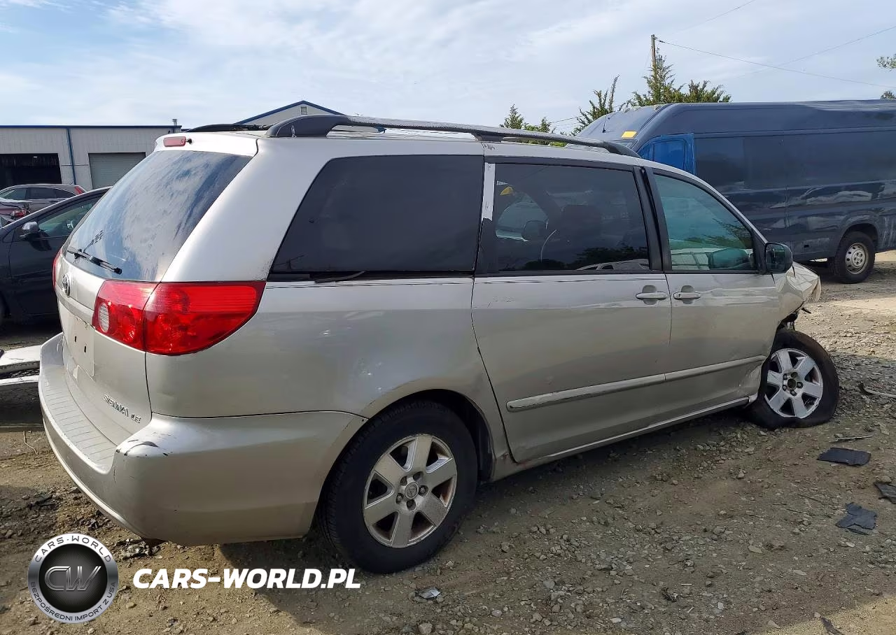 2007 Toyota Sienna Le 8-Passenger VIN:5TDZK23C97S044282 - 3