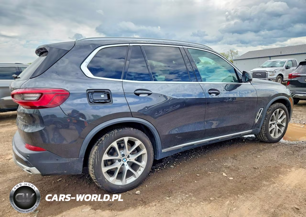 2020 BMW X5 xDrive40I VIN:5UXCR6C06LLL66855 - 3