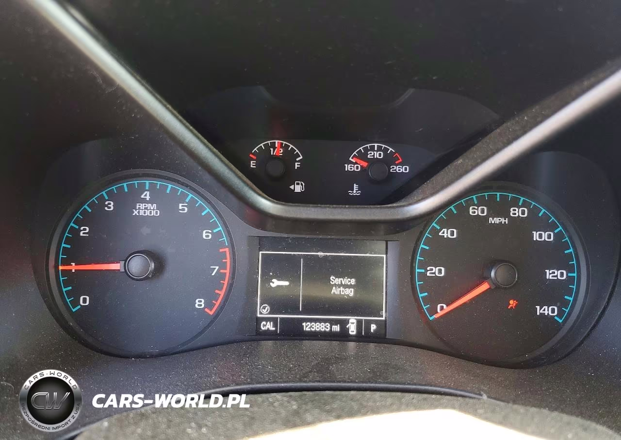 2015 Chevrolet Colorado Z71 VIN:1GCGTCE38F1184228 - 9