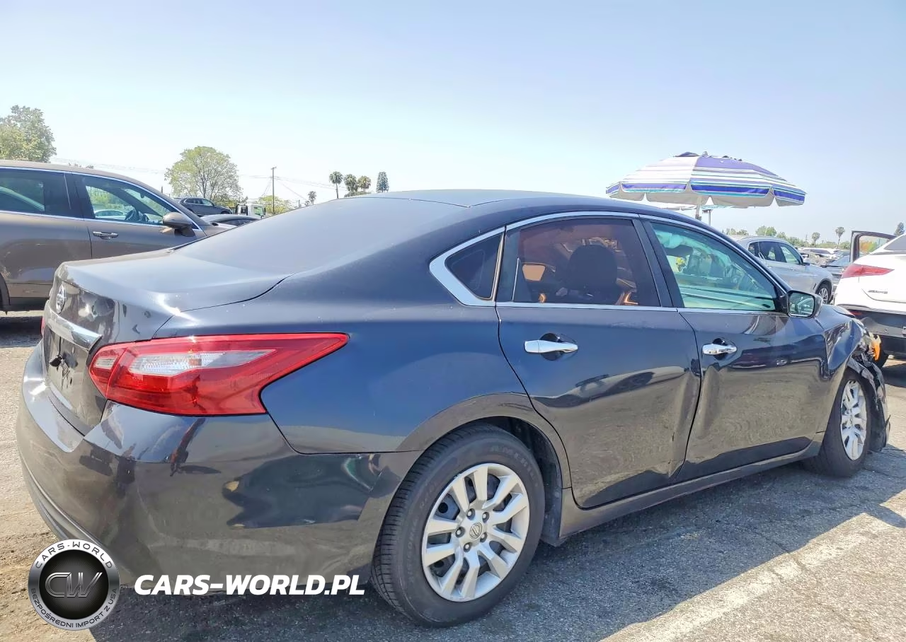 2018 Nissan Altima 2.5 S VIN:1N4AL3AP5JC297765 - 3