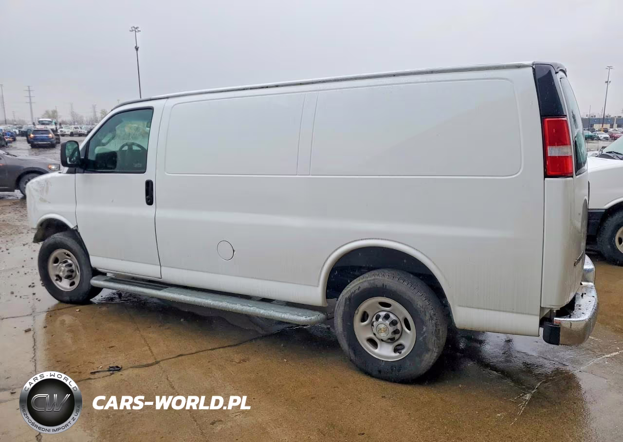 2022 Chevrolet Express G2500 VIN:1GCWGAFP7N1252118 - 2
