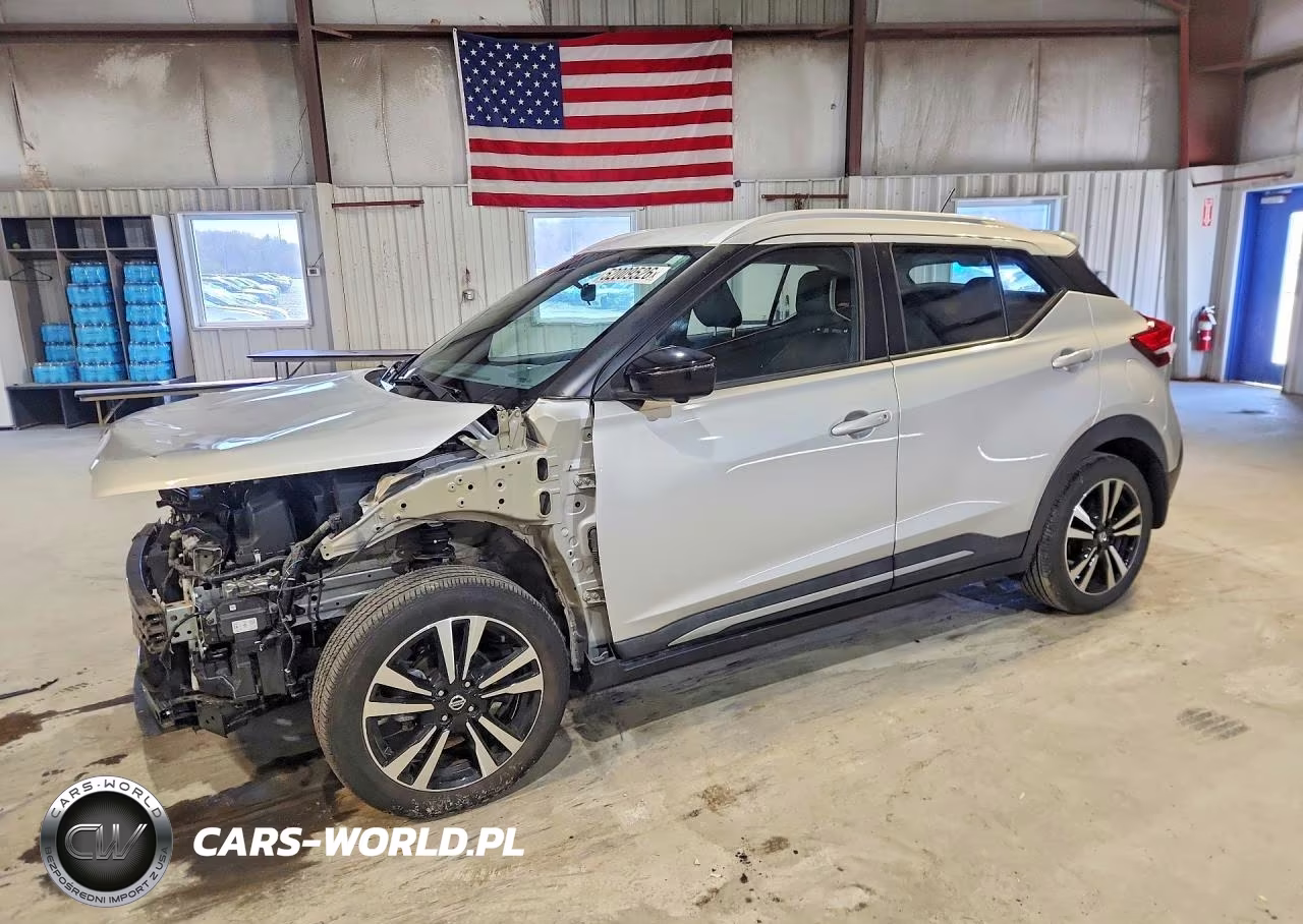 2019 Nissan Kicks Sr