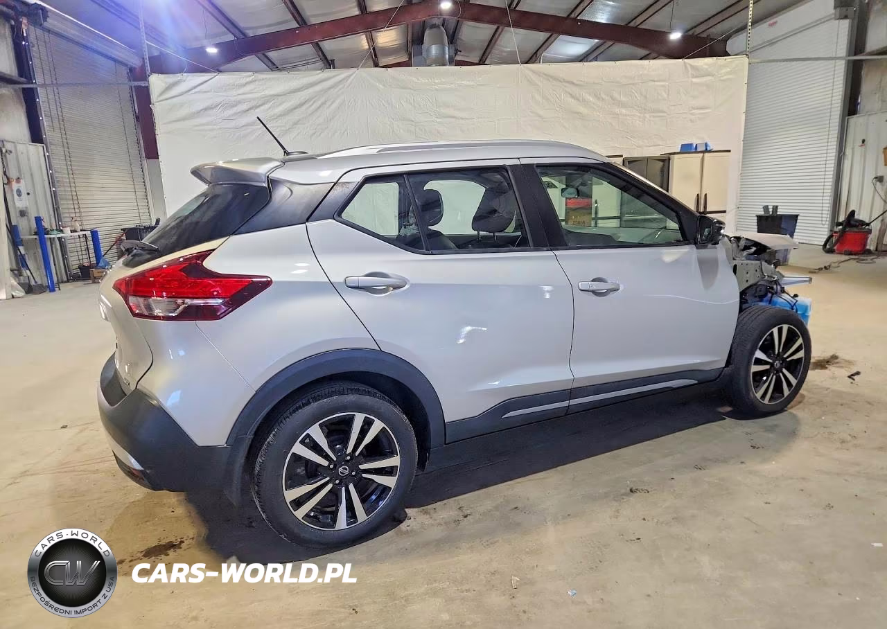 2019 Nissan Kicks Sr VIN:3N1CP5CU3KL515068 - 3