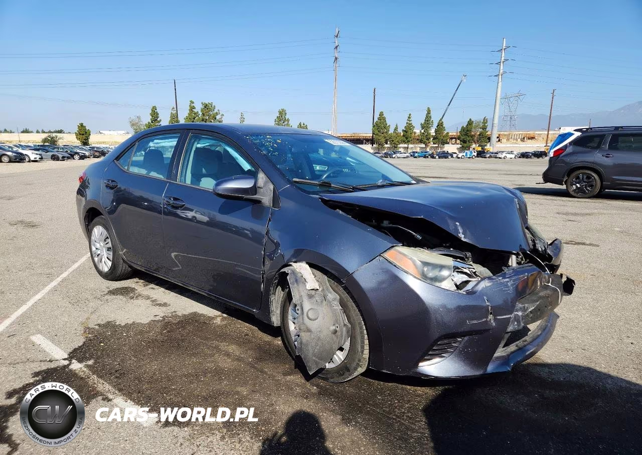 2015 Toyota Corolla Le VIN:5YFBURHE2FP195938 - 4