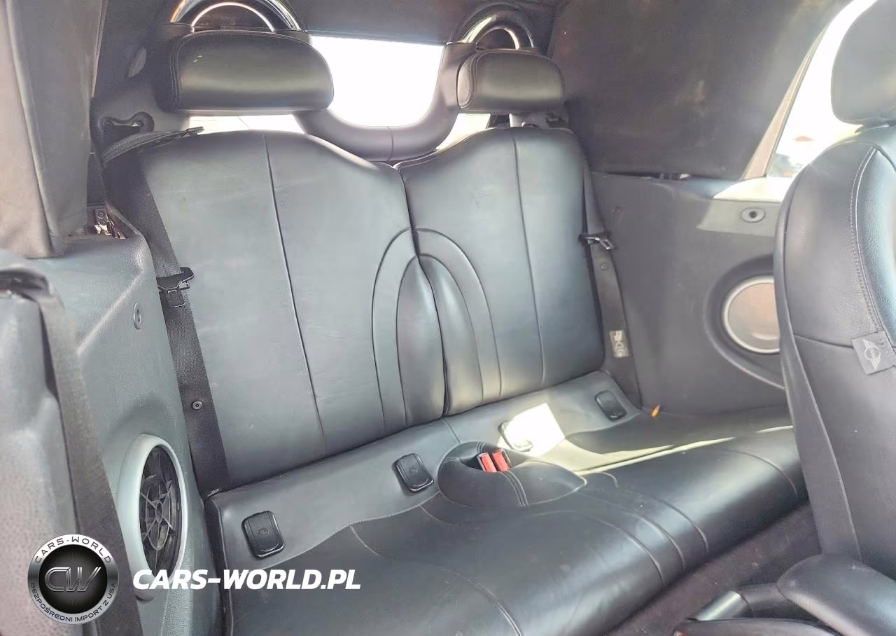 2007 Mini Cooper S VIN:WMWRH33517TL93814 - 10