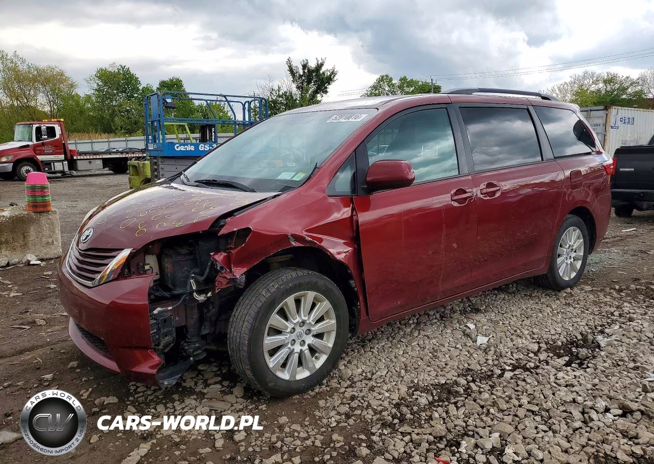 2015 Toyota Sienna Le
