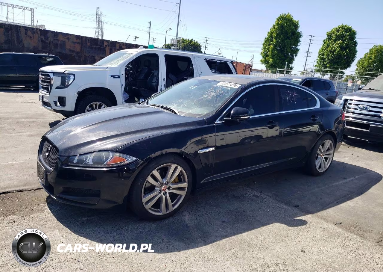 2012 Jaguar Xf