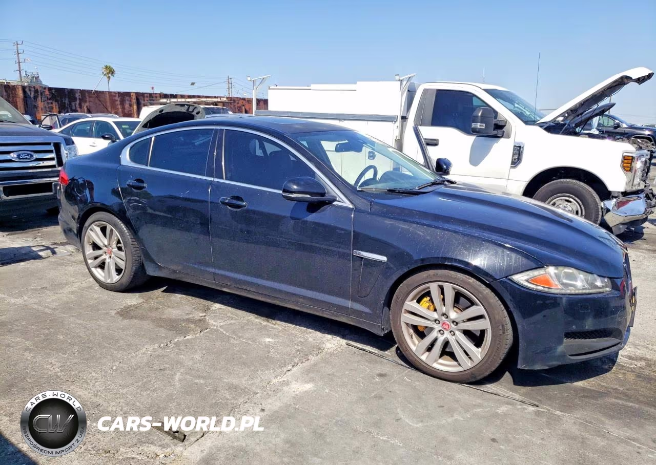 2012 Jaguar Xf VIN:SAJWA0FB7CLS29005 - 4