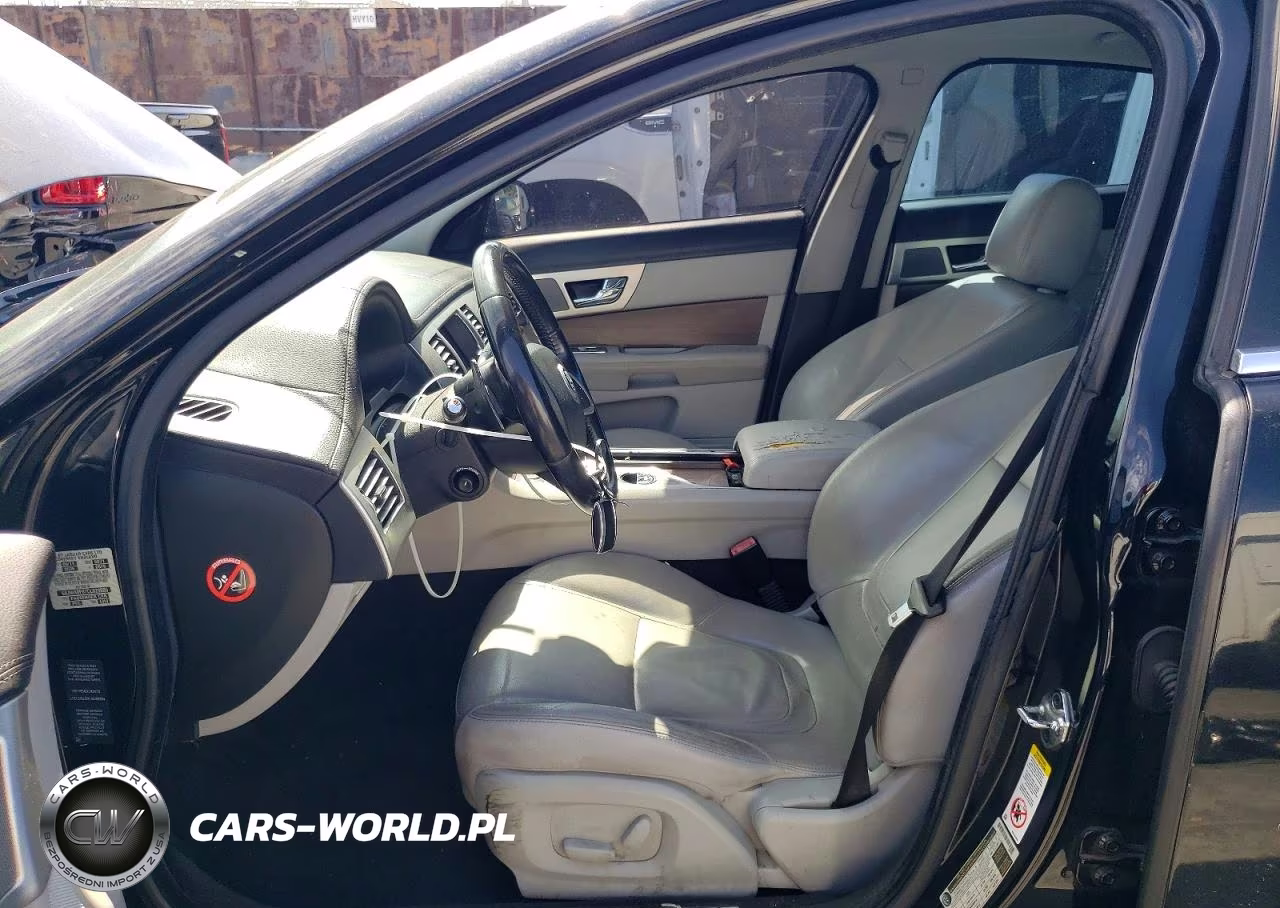 2012 Jaguar Xf VIN:SAJWA0FB7CLS29005 - 7