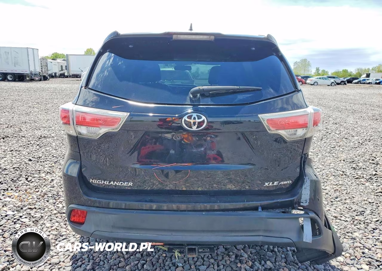 2015 Toyota Highlander Xle VIN:5TDJKRFH8FS132302 - 6