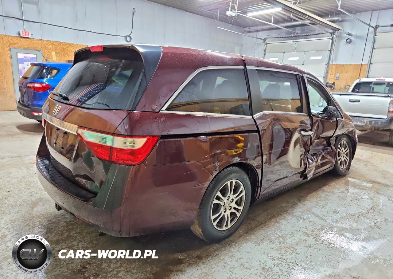 2013 Honda Odyssey Exl VIN:5FNRL5H64DB069950 - 3