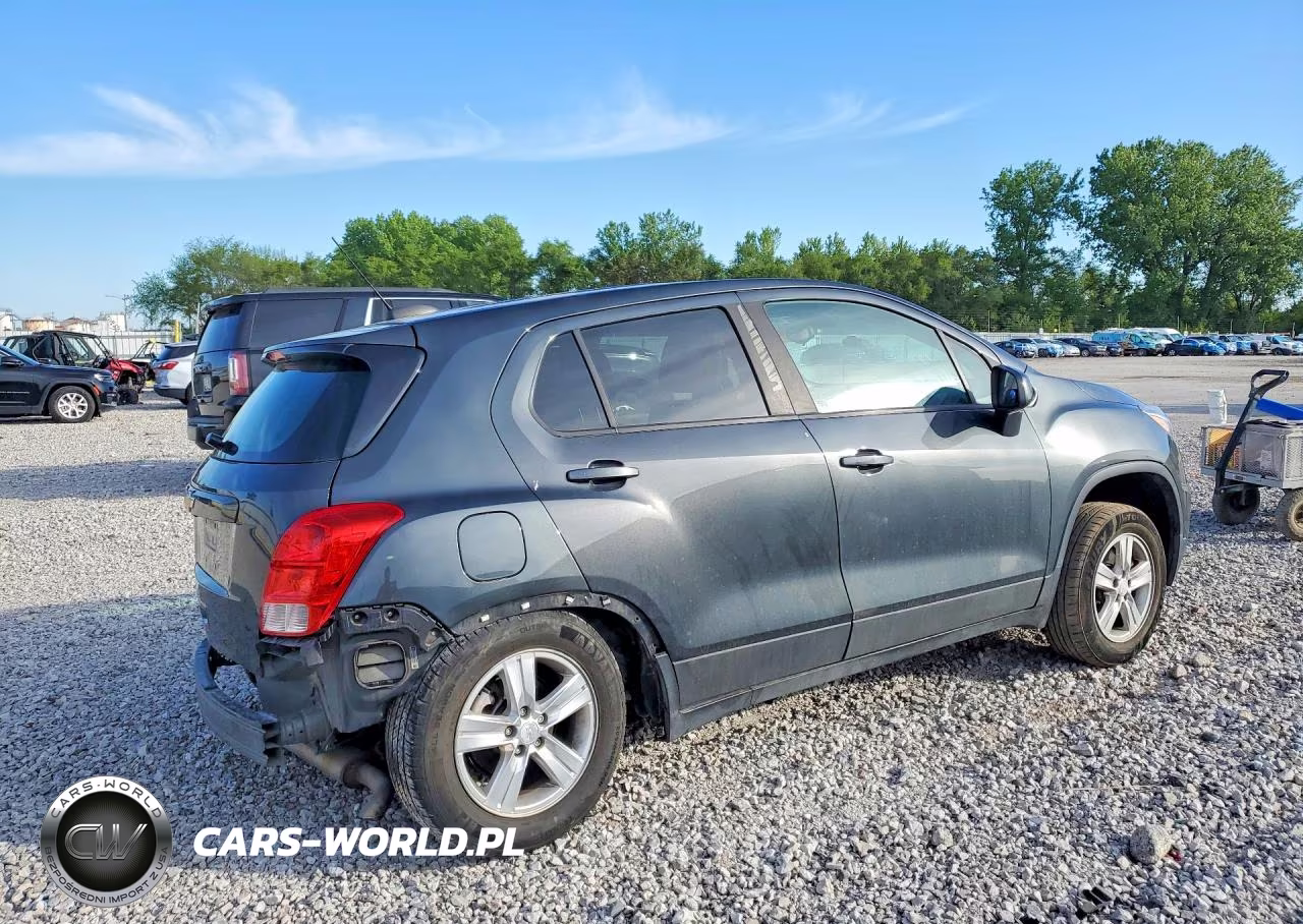2019 Chevrolet Trax Ls VIN:3GNCJNSB6KL298010 - 3