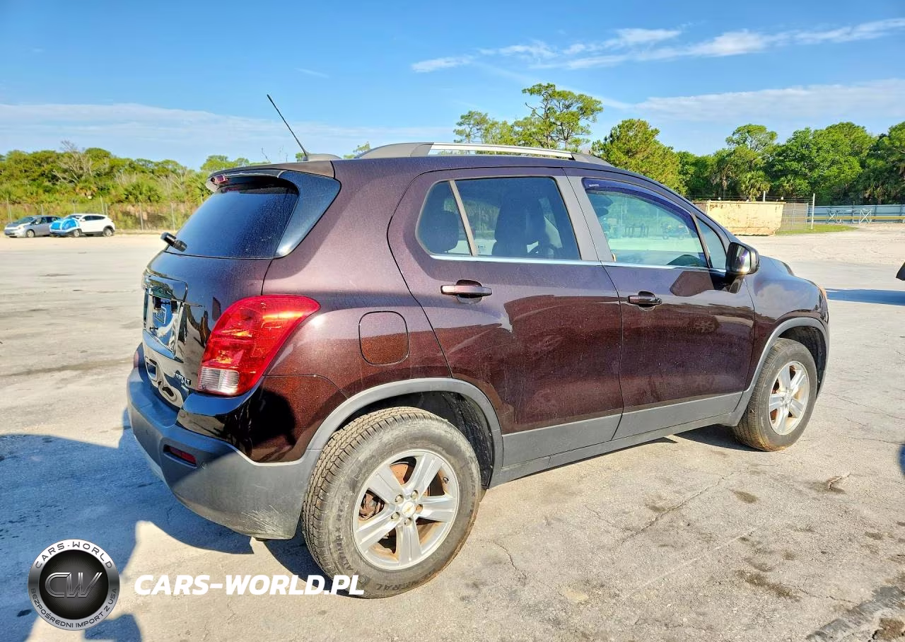 2015 Chevrolet Trax 1Lt VIN:KL7CJRSB2FB070798 - 3
