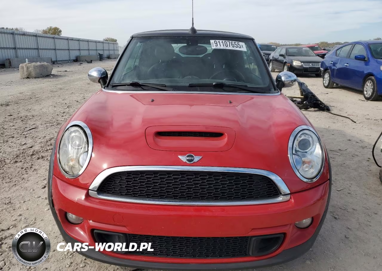 2011 Mini Cooper S VIN:WMWZP3C56BTX84257 - 5