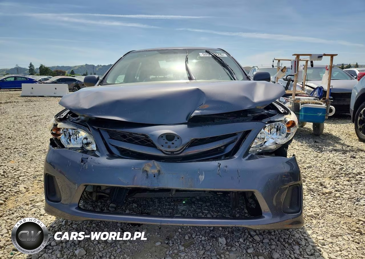 2011 Toyota Corolla Le VIN:JTDBU4EE2BJ099653 - 5