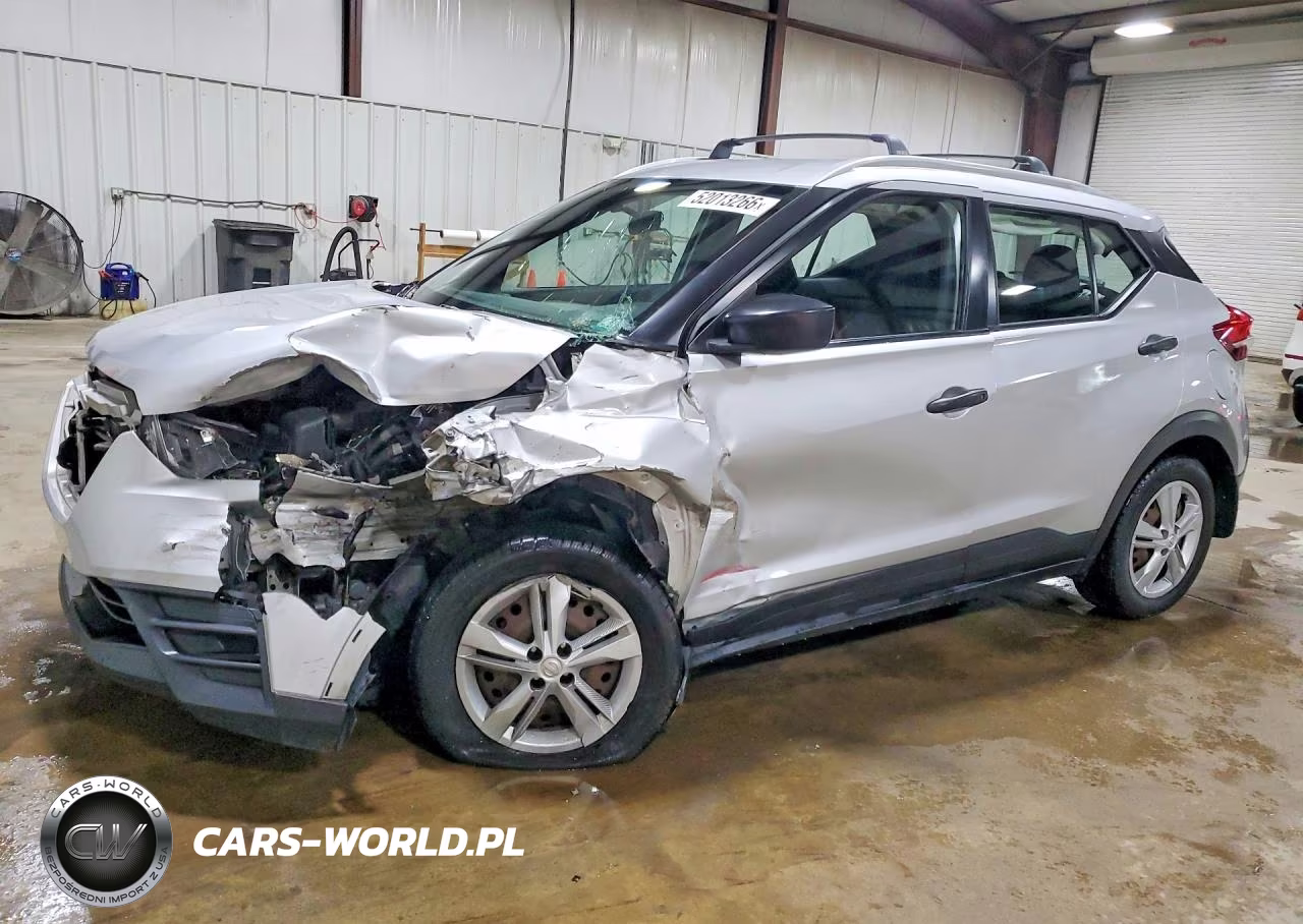 2019 Nissan Kicks S