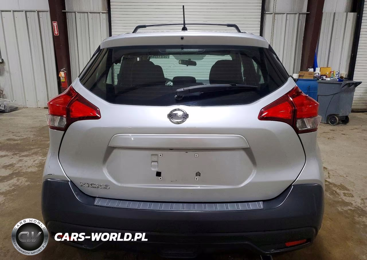 2019 Nissan Kicks S VIN:3N1CP5CU1KL539689 - 6