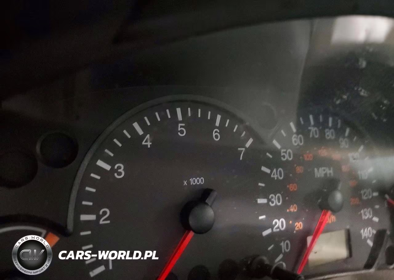 2006 Ford Focus Zx3 VIN:1FAHP31N86W229726 - 9