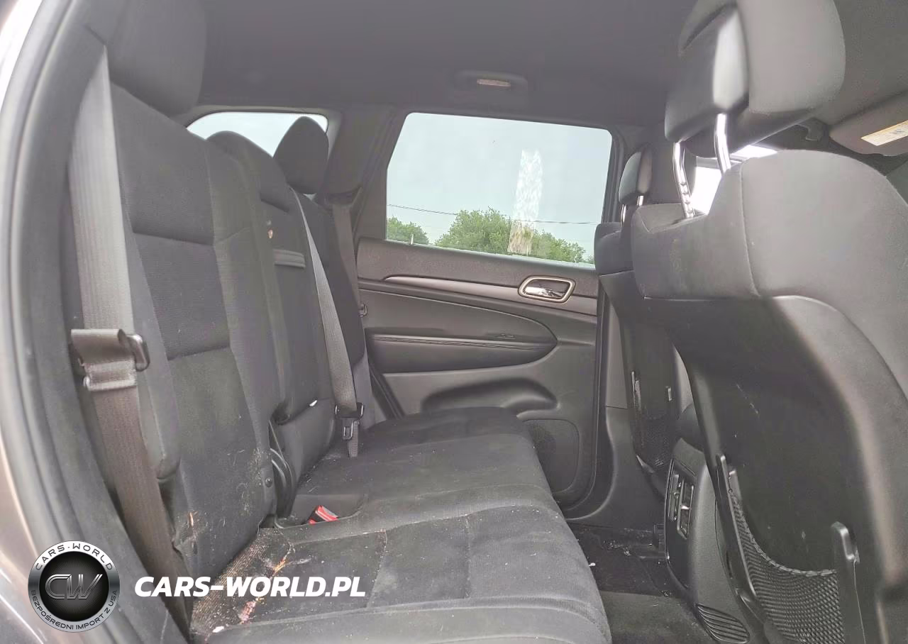 2014 Jeep Grand Cherokee Laredo VIN:1C4RJFAGXEC144325 - 11