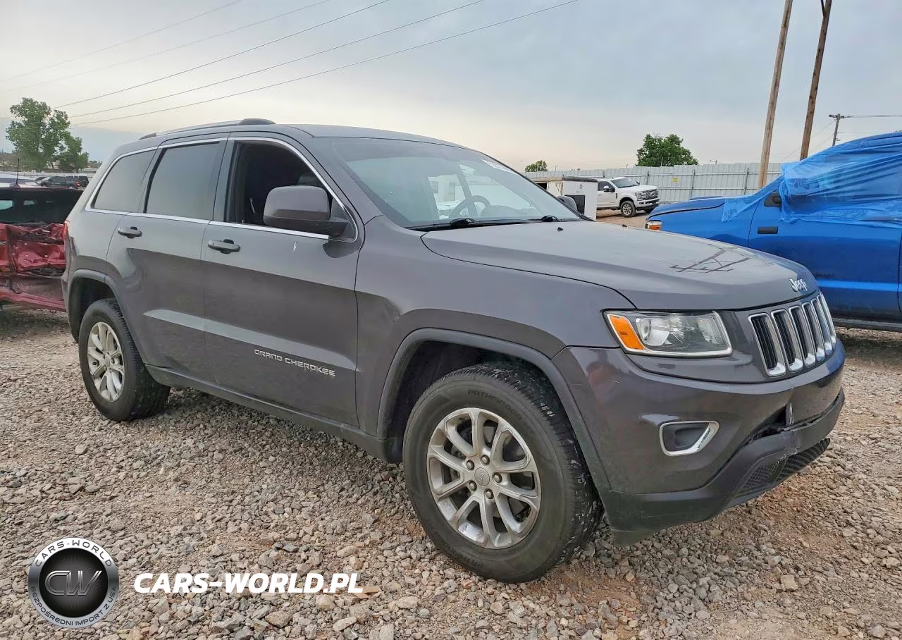 2014 Jeep Grand Cherokee Laredo VIN:1C4RJFAGXEC144325 - 4