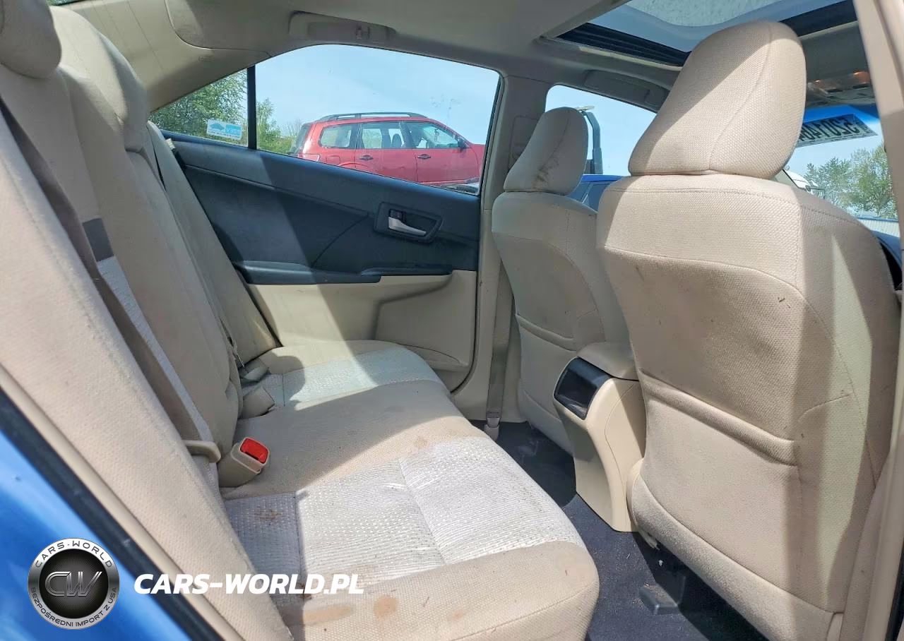2012 Toyota Camry Le VIN:4T1BF1FK6CU516586 - 10