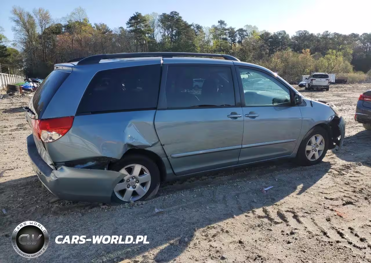 2010 Toyota Sienna Ce VIN:5TDKK4CC6AS311365 - 3
