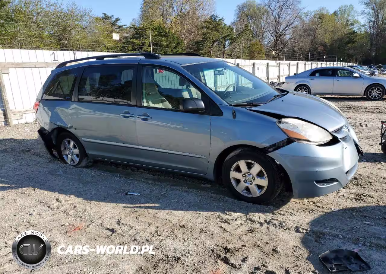 2010 Toyota Sienna Ce VIN:5TDKK4CC6AS311365 - 4