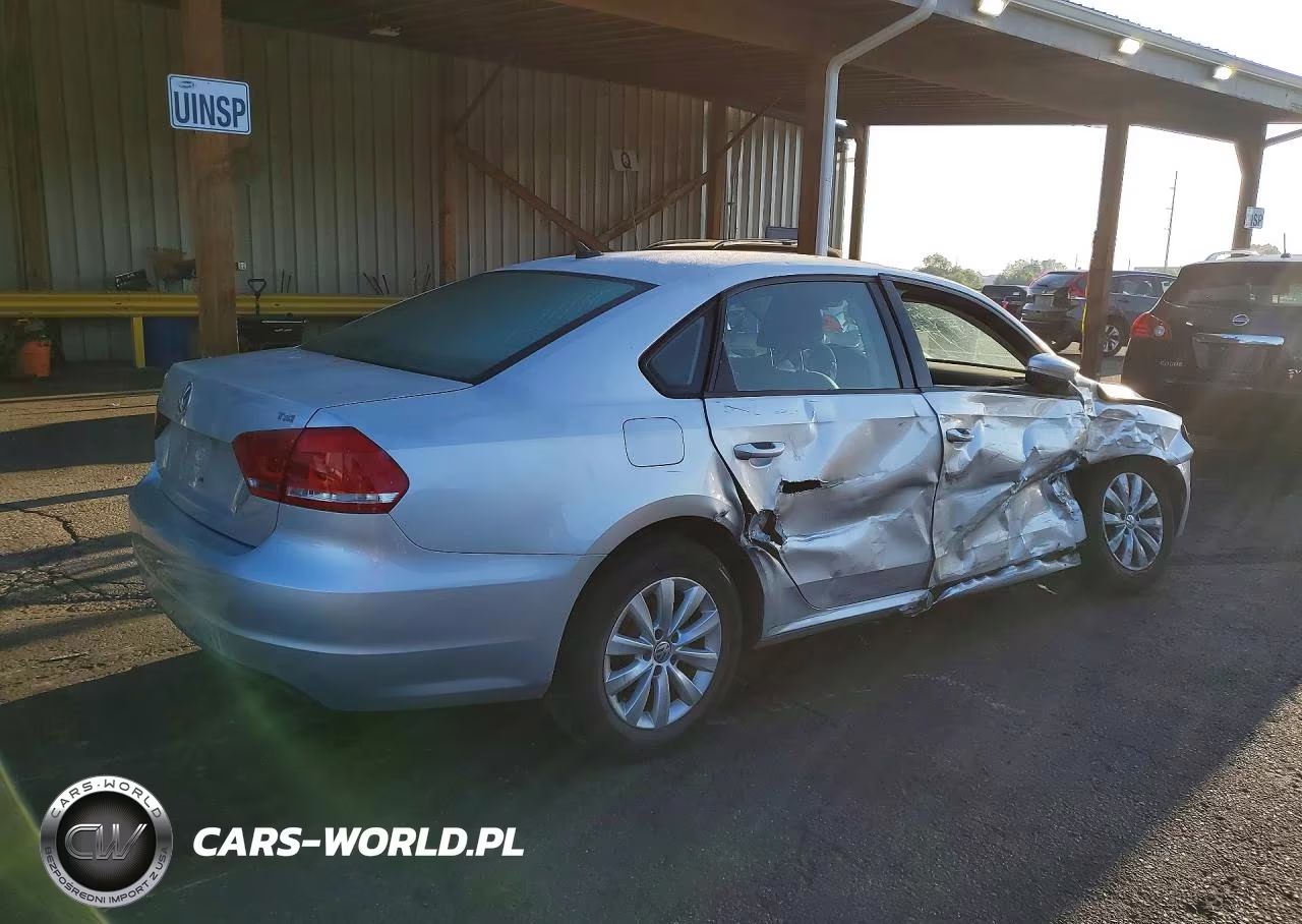 2015 Volkswagen Passat S VIN:1VWAS7A34FC050890 - 3