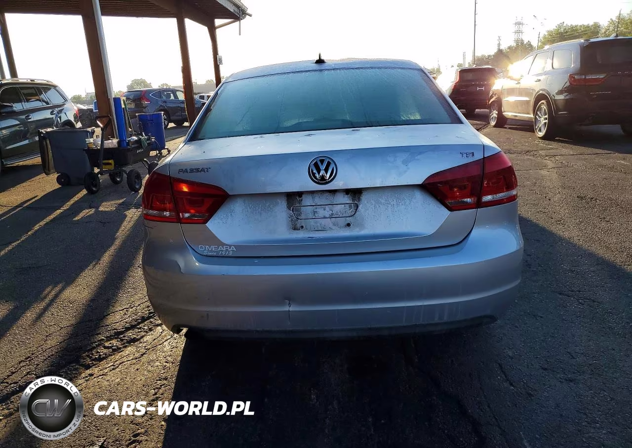 2015 Volkswagen Passat S VIN:1VWAS7A34FC050890 - 6