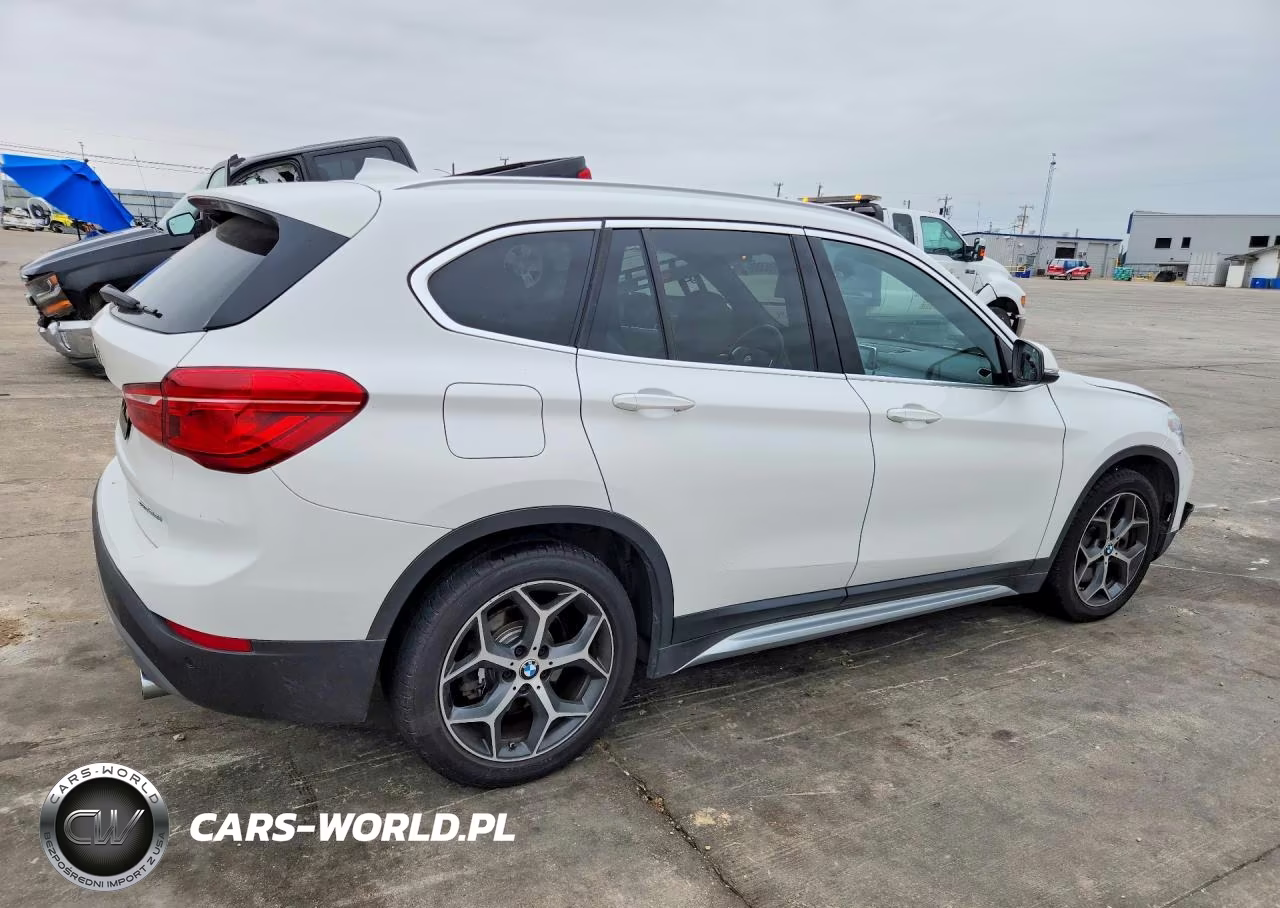 2019 BMW X1 xDrive28I VIN:WBXHT3C51K3H34740 - 3