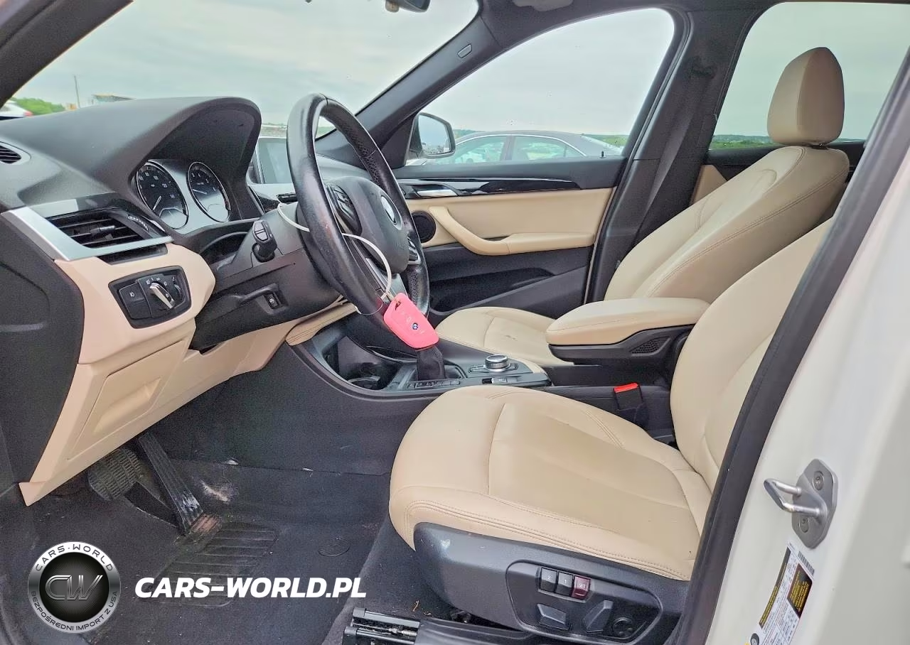 2019 BMW X1 xDrive28I VIN:WBXHT3C51K3H34740 - 7