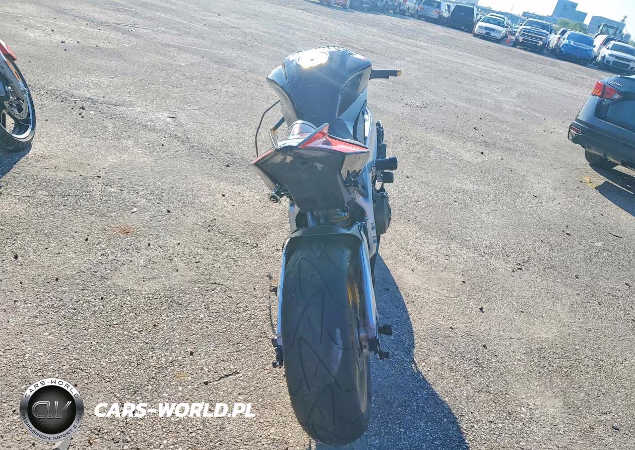 2012 Aprilia Rsv4 R-Factory VIN:ZD4RKU004CS001707 - 4