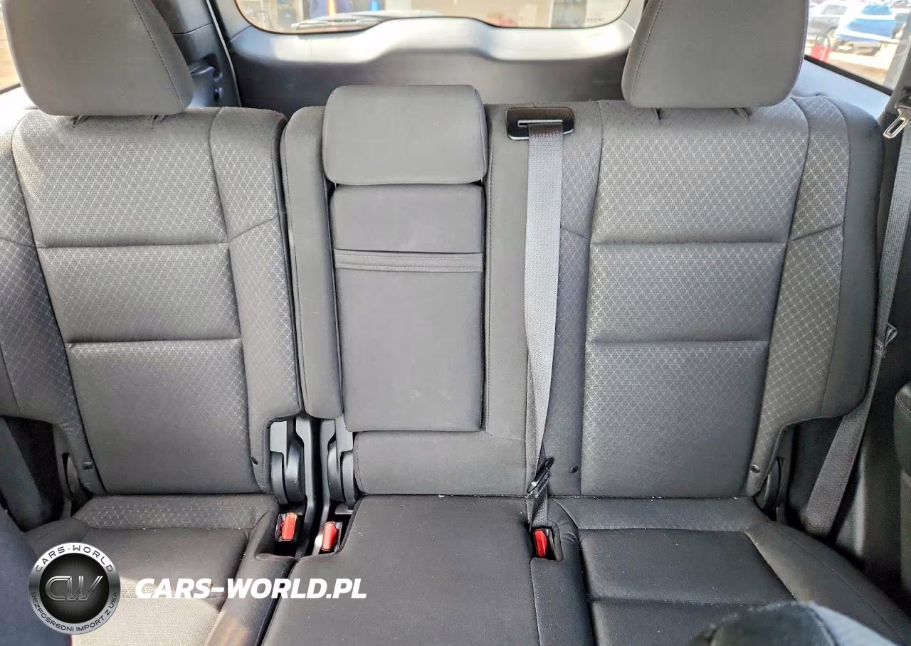 2020 Jeep Grand Cherokee Laredo VIN:1C4RJEAG6LC219867 - 10
