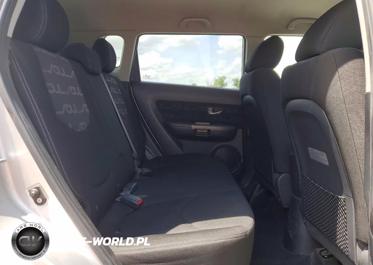 2012 Kia Soul + VIN:KNDJT2A68C7432177 - 11